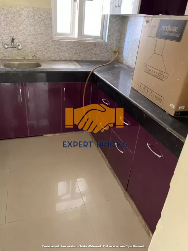 3 BHK flat for rent in paramount emotions noida extension kitchen
